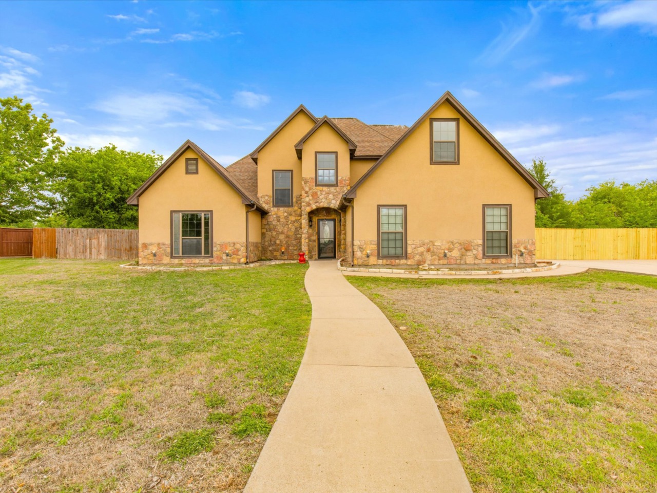 1728 Bull Elk Drive Stephenville, TX 76401