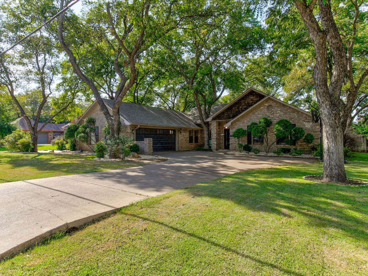 5008 Seminole Drive De Cordova, TX 76049