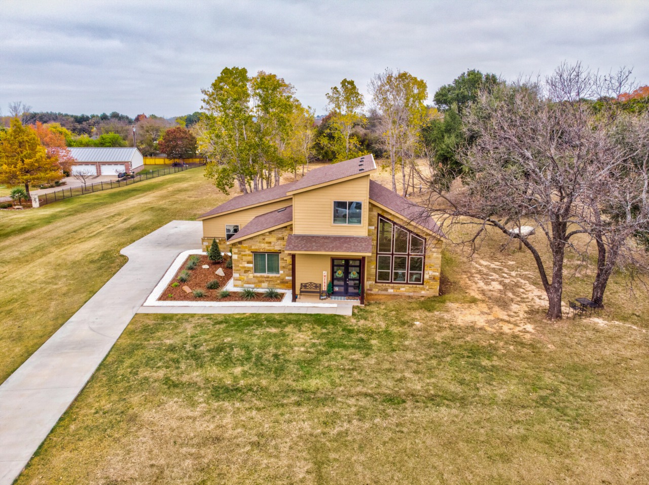 1900 Wigeon Street Granbury, TX 76049