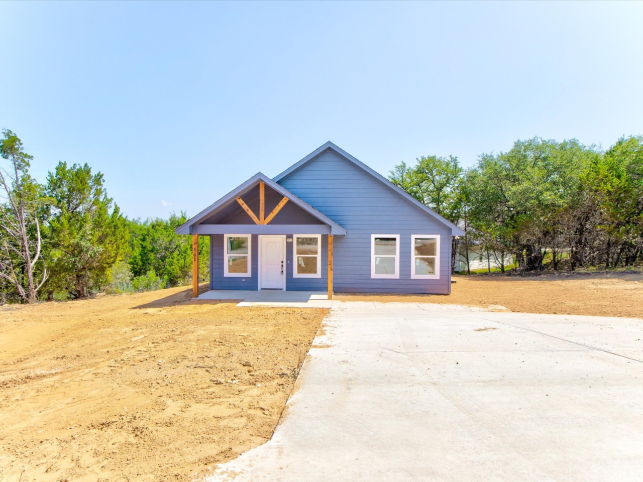 2604 Santiago Drive Granbury, TX 76048