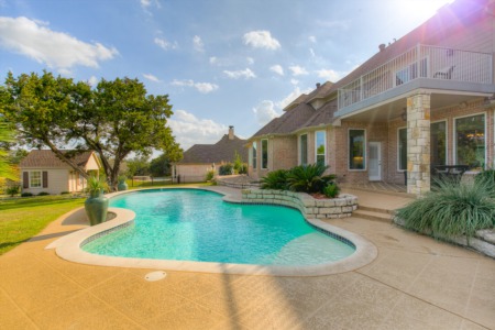 703 Mallard Pointe Drive Granbury, TX 76049
