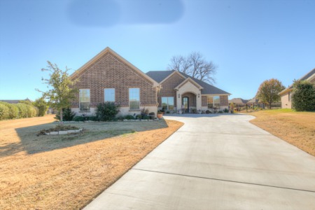 3201 Steamers Court Granbury, TX 76049