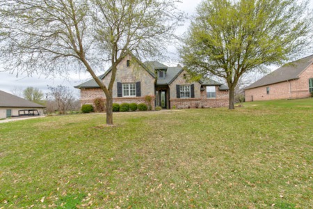9513 Bellechase Road Granbury, TX 76049