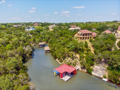 3004 Grand Point Court Granbury, TX 76049