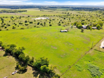 5451 Cross Timber Road E Grandview, TX 76050