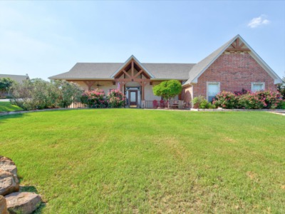 2210 Tanton Sound Court Granbury, TX 76049