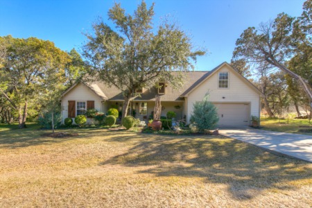 1627 S Chisholm Trail Granbury, TX 76048