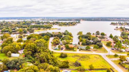 4202 Indian Creek Court Granbury, TX 76049