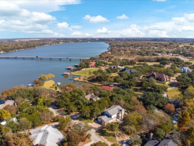2321 Fame Court Granbury, TX 76048
