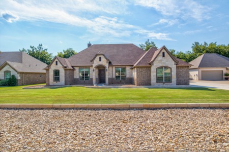 6406 Inverness Road Granbury, TX 76049