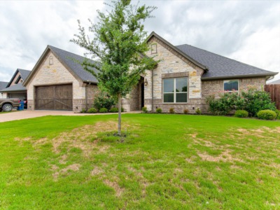 1203 Seay Court Granbury, TX 76048