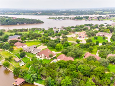 1915 Green Wing Drive Granbury, TX 76049