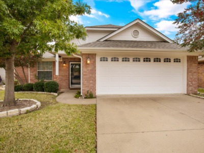 1010 Hayden Court Granbury, TX 76048