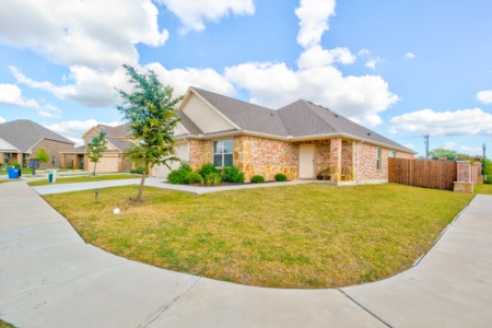 1070 Sadie Street Forney, TX 75126