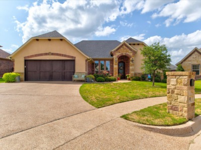 911 Joshua Court Granbury, TX 76048