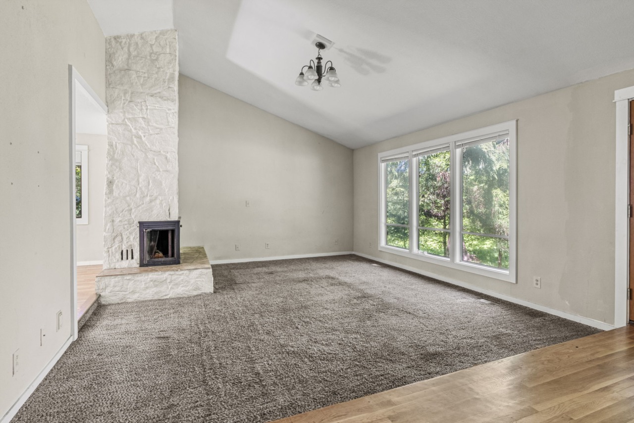 132 Monticello Dr Longview, WA 98632 MLS 2245727