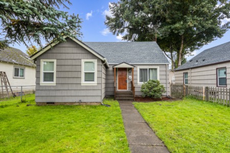 293 19th Ave Longview, WA 98632