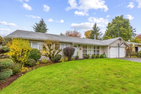 311 Barr Dr Kelso, WA 98626