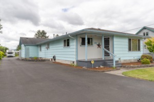3127 Pine St Longview, WA 98632