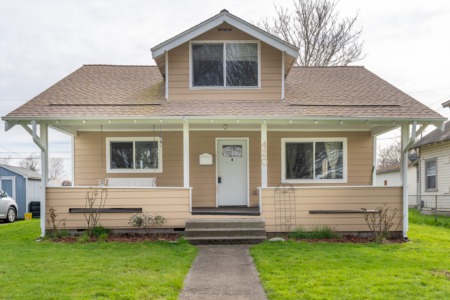 18th Ave Longview, WA 98632