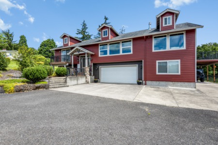 310 W Kingsbury Rd Kelso, WA 98626