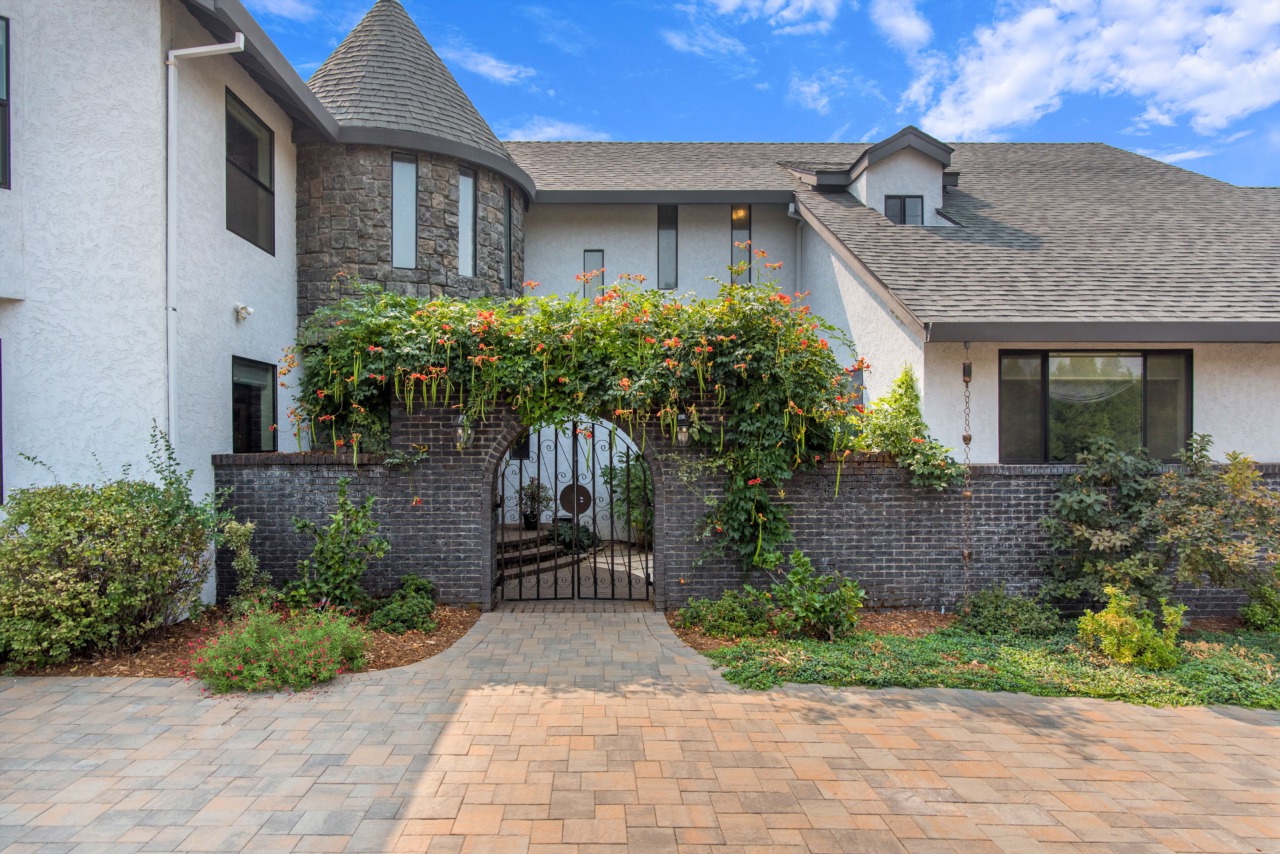 24000 Lark Lane Volcano, CA 95689