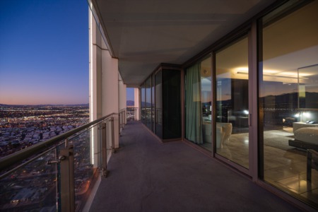 4381 W Flamingo Rd #5201 Las Vegas, NV 89103