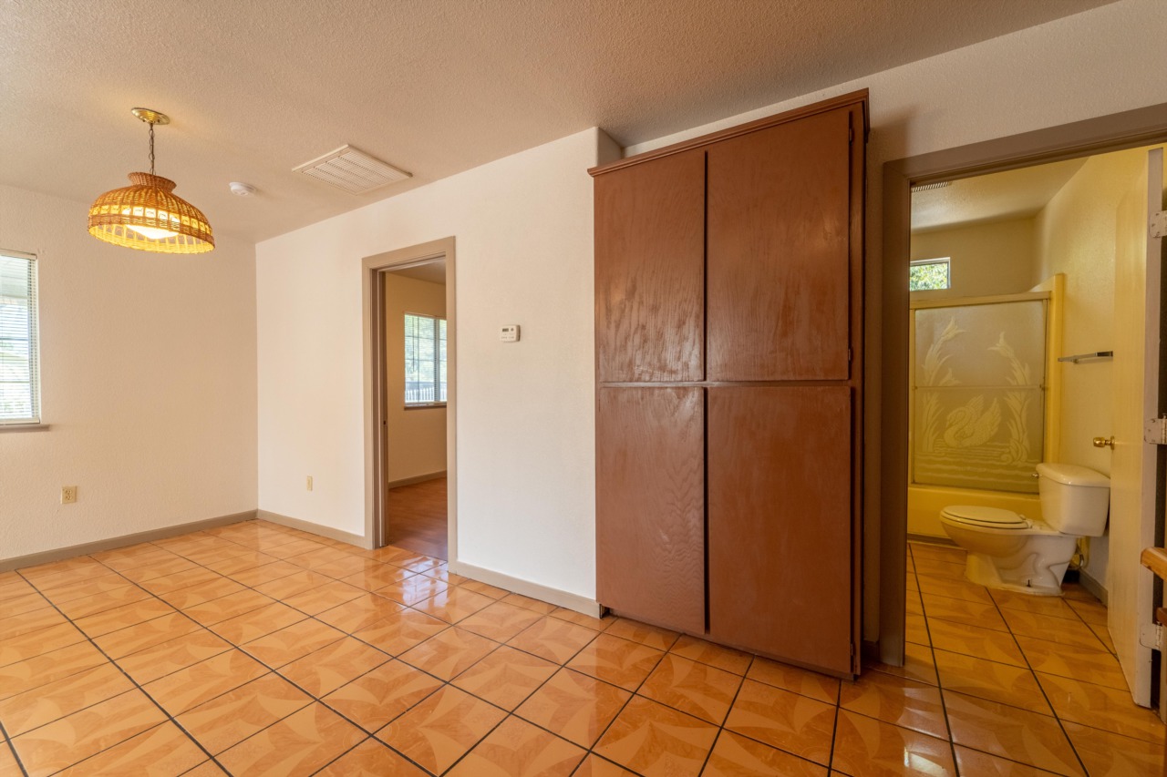 1421 Pelton Avenue Modesto, CA 95351 MLS 222085747